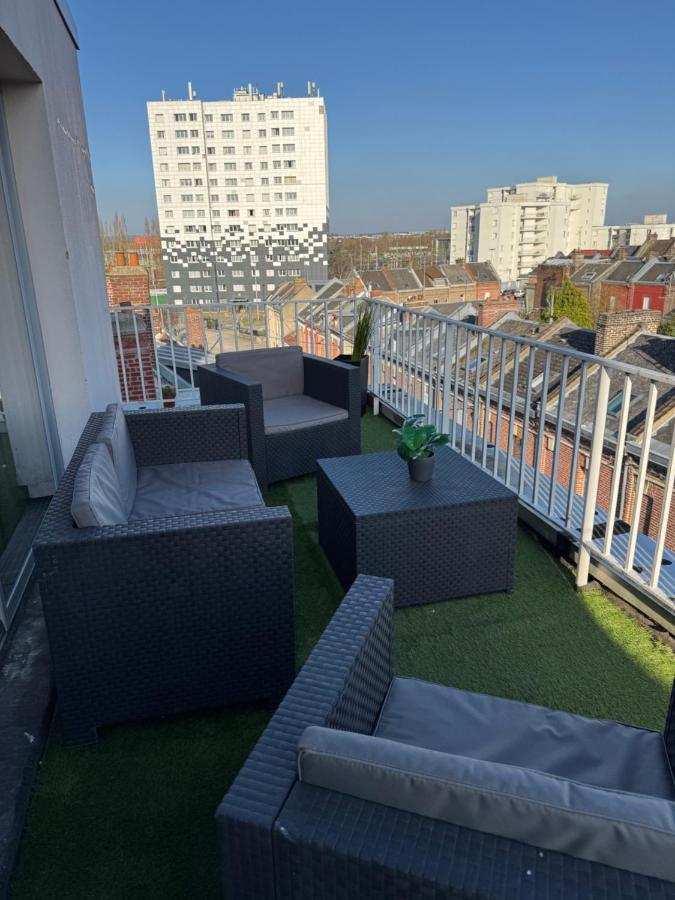 Studio cosy avec terrasse à deux pas de la gare - B&B