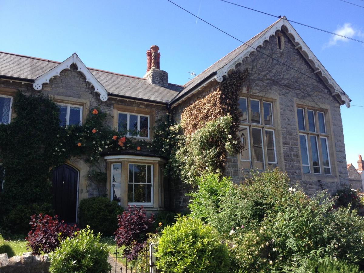 B&B Bridgwater - The School House - Bed and Breakfast Bridgwater