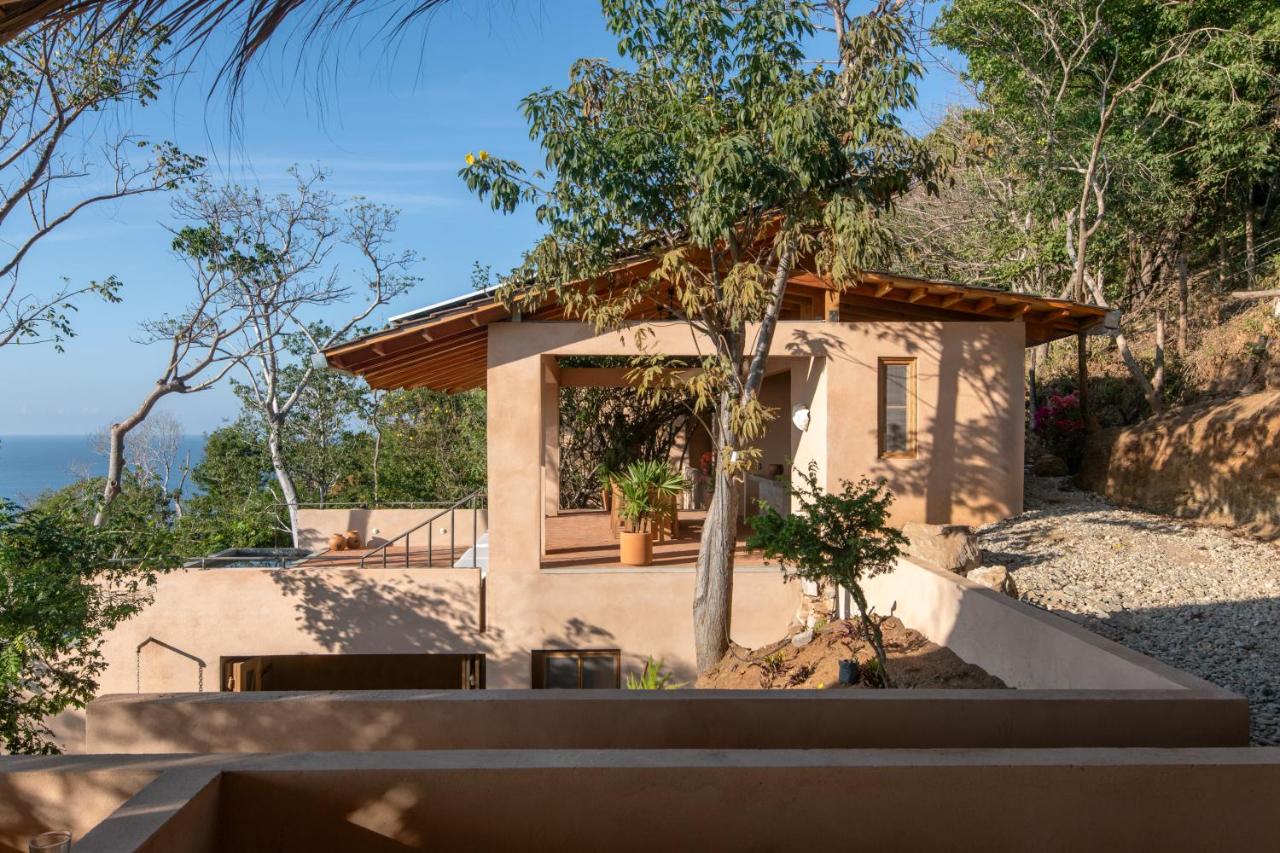 Monte LaLaLa - Eco Lodge in Mermejita - Chambres d’hôtes El Mazunte