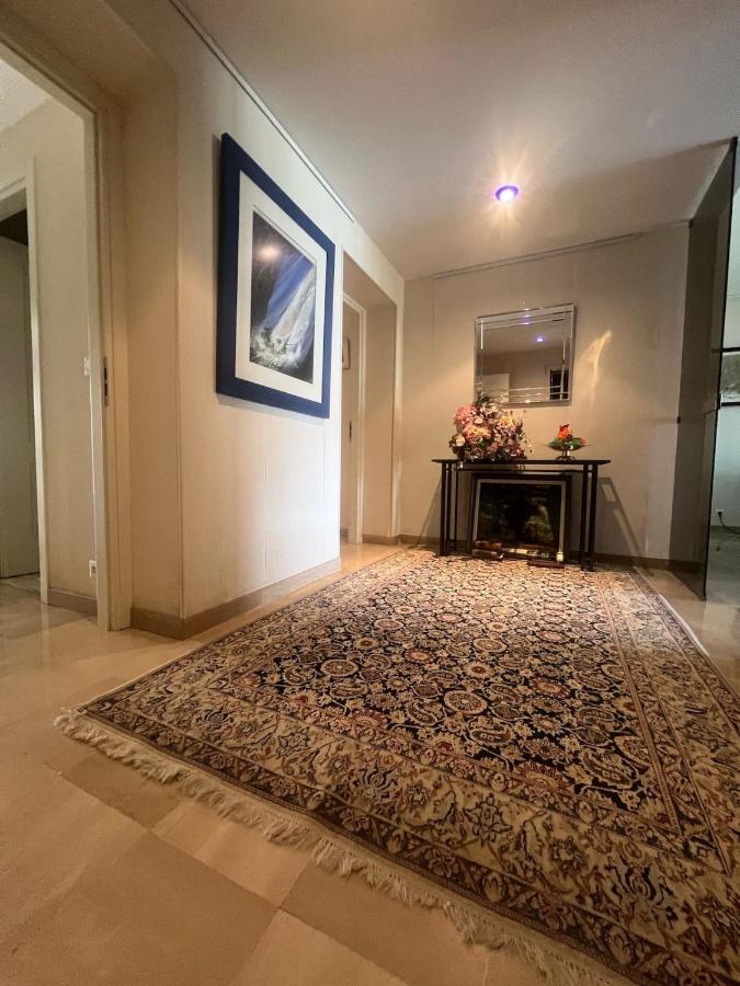 Heart of Monte Carlo - 1 Min from the F1 Track - B&B Monte Carlo