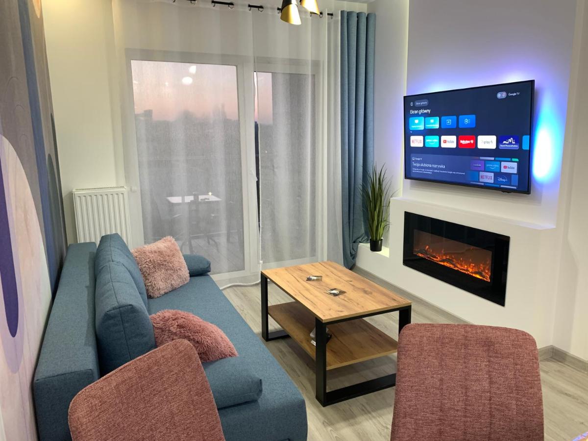 LUX-COMFORT APARTAMENT Klimatyzacja, Garaż, Kominek, Balkon, Idealna lokalizacja obok Galerii Gemini - B&B Bielsko-Biała