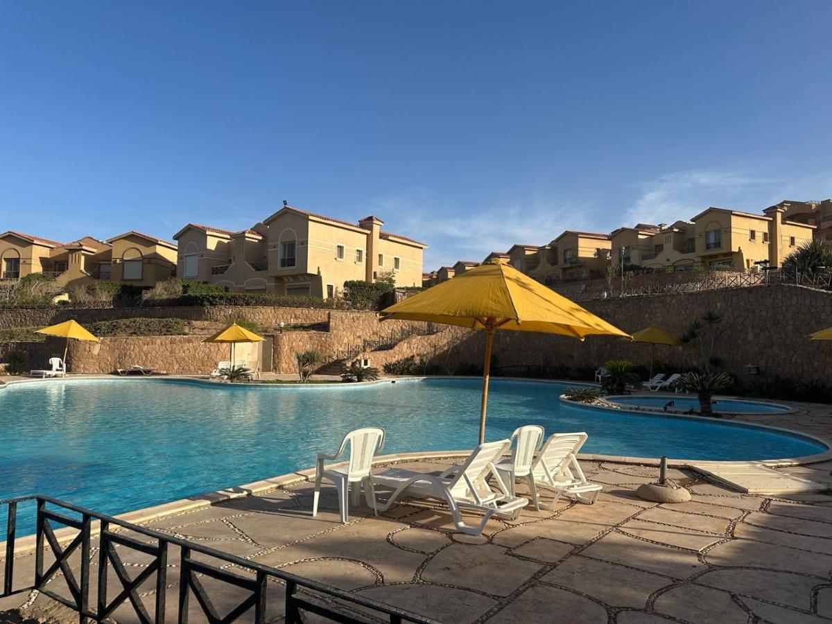 lavista cozy chalet one bedroom - B&B Al ‘Ayn as Sukhnah
