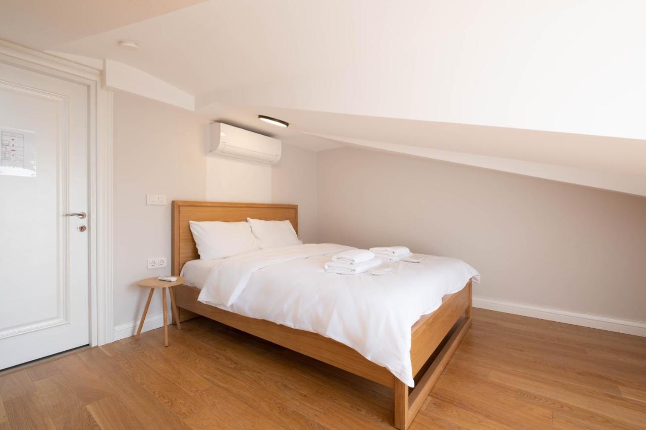 Apartment mit 3 Schlafzimmern und Balkon