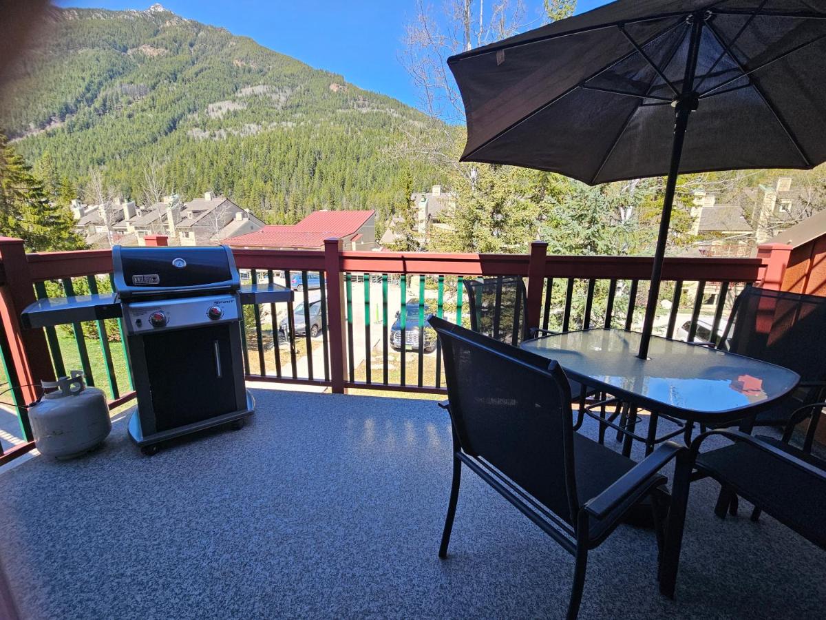 Two-Bedroom Apartment with Balcony
