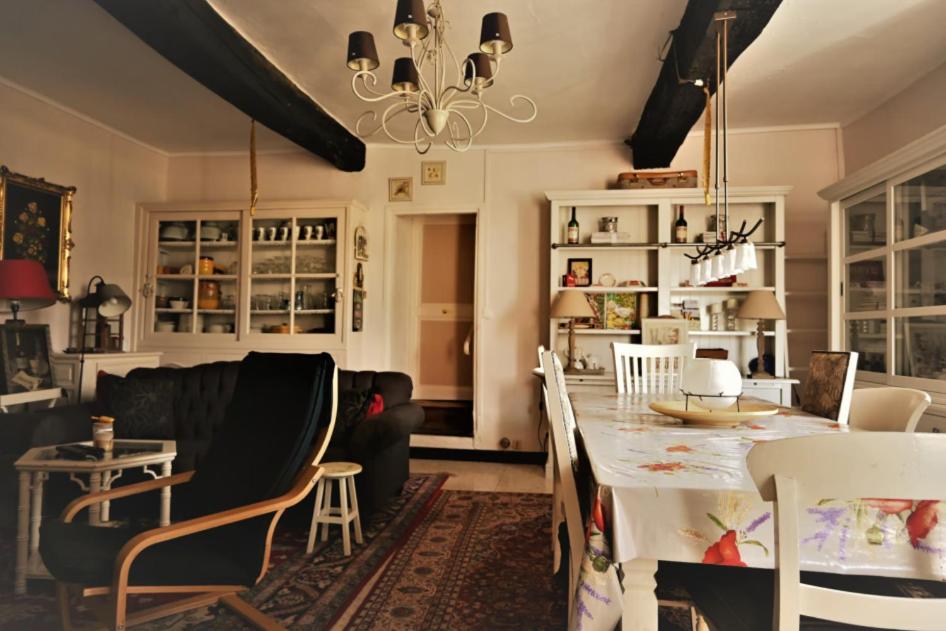 l'hirondelle 2 tot 9 personen - B&B