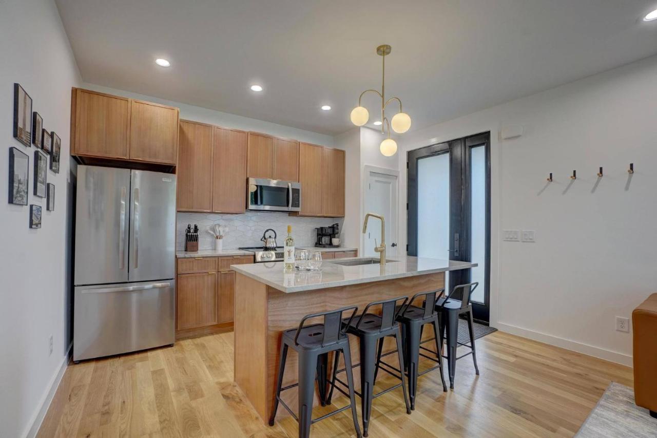 LuxMiniHouse~WalkDowntown~Parking~Greenway - Chambres d'hôtes Raleigh