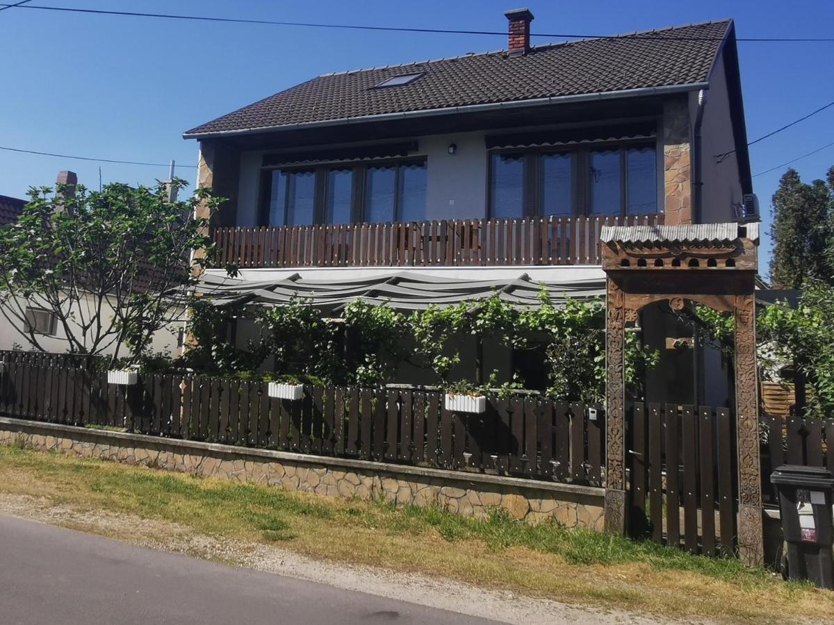 Sefira Homes Y - Ferienwohnung Keszthely