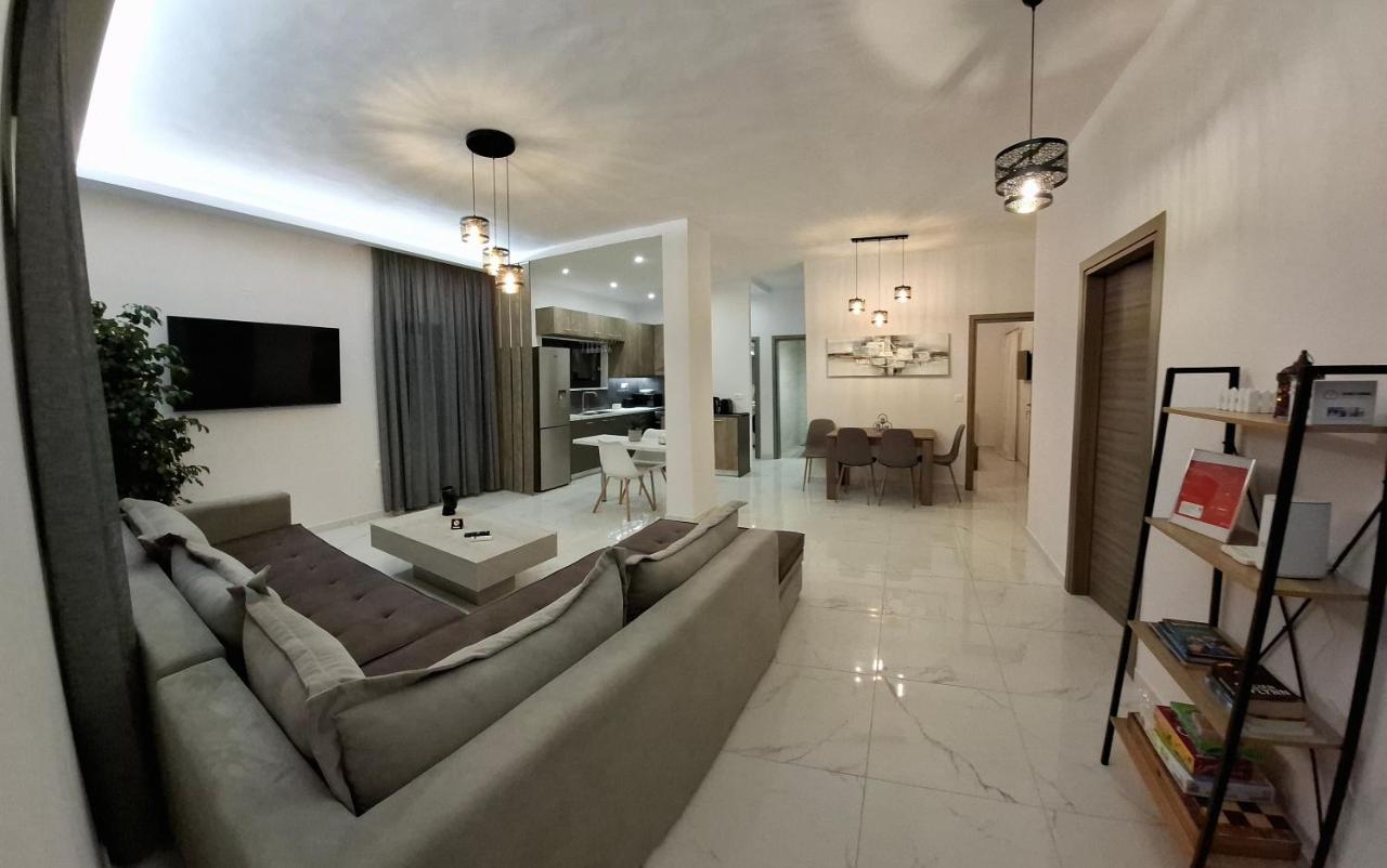 Nipo sea views apartment - B&B