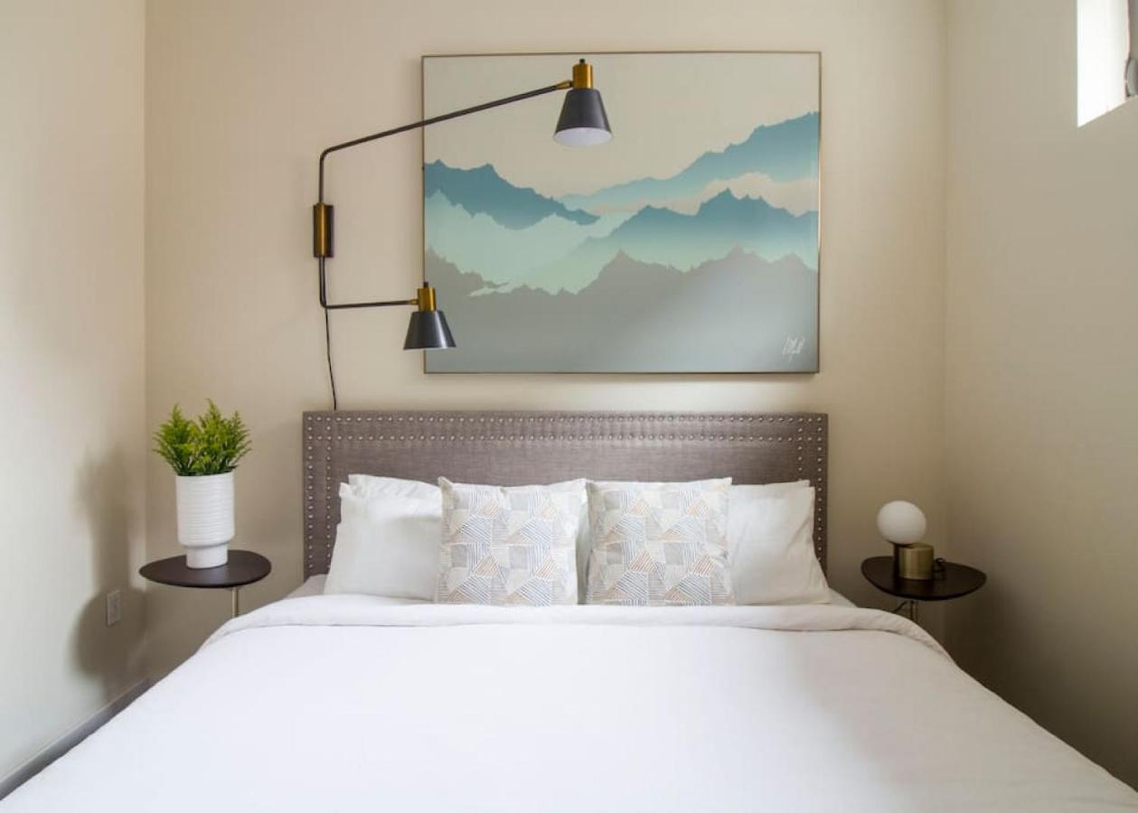 Bright and Bold Loft Fast Wifi Downtown Boston - B&B Boston