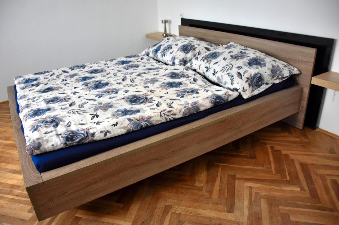Apartman Ládi - B&B