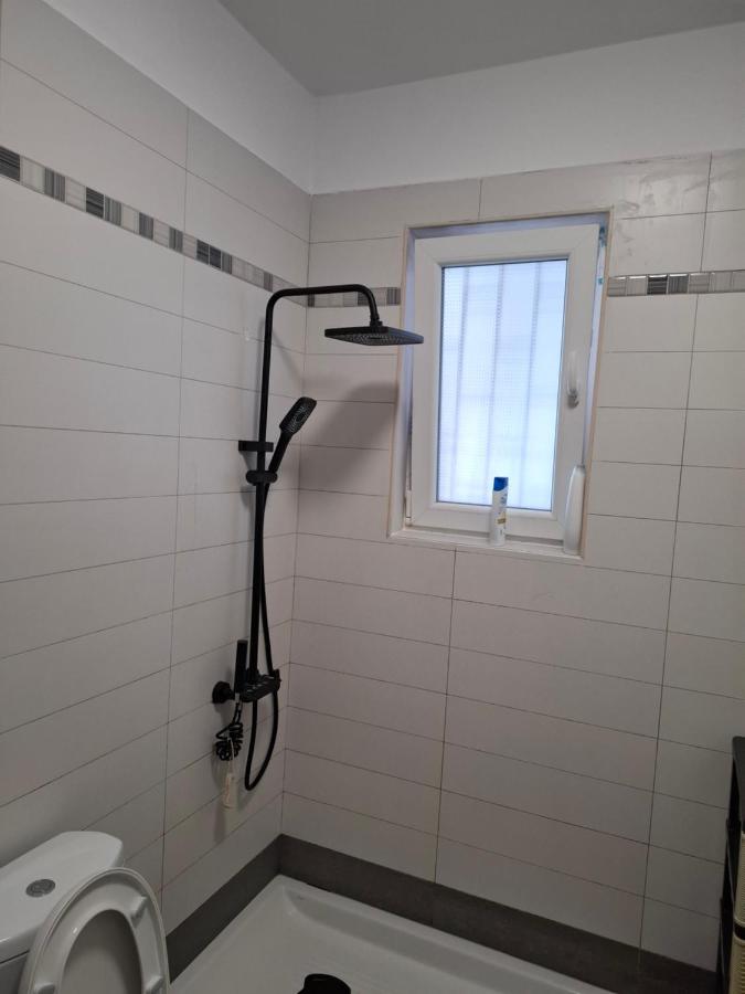 Patrisi Apartments - B&B Saranda