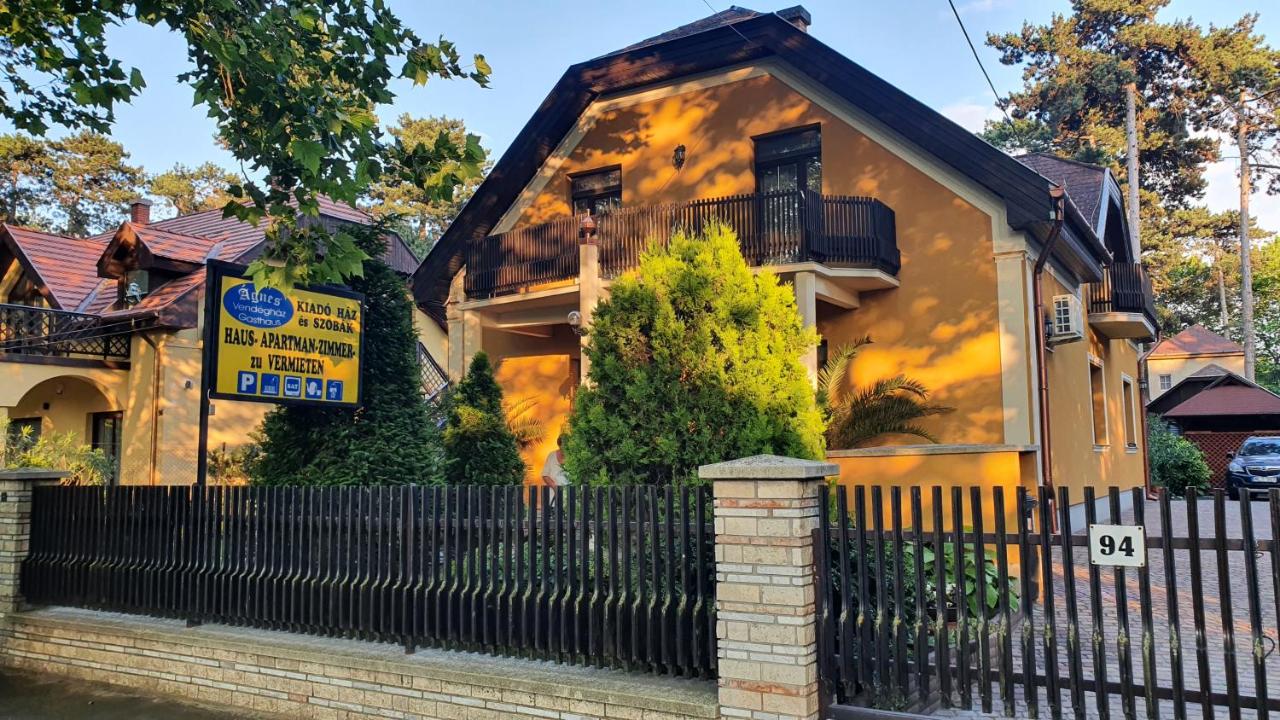 Ágnes Vendégházak Siófok- Szoba 2,3,4 főre fürdőszobával,erkéllyel - Ferienwohnung Siófok