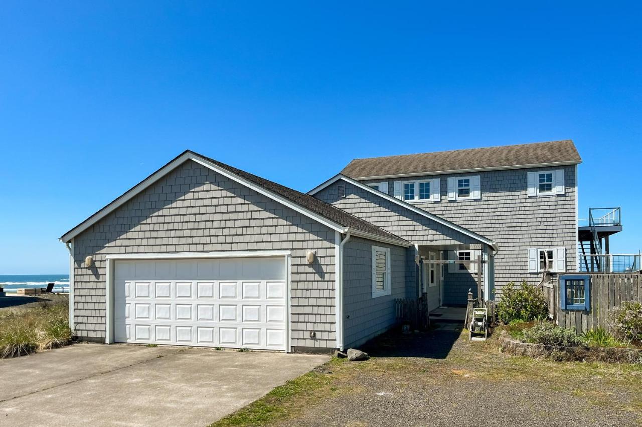 Westport Waves Beach House - B&B