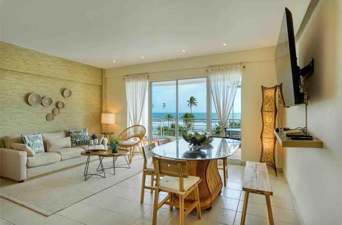 Escape Beachfront Condo Costa del Sol Juan Dolio - Ferienwohnung Los Corrales