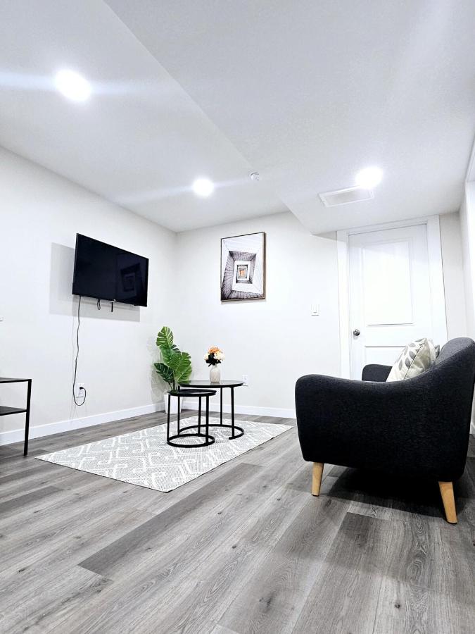 A Cozy Home away from Home - B&B Edmonton