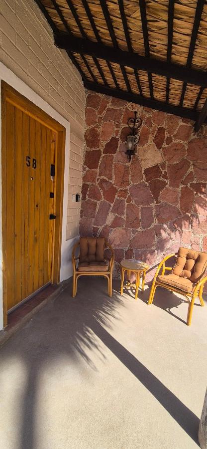 Sandy Shores Cabaña 5B - B&B