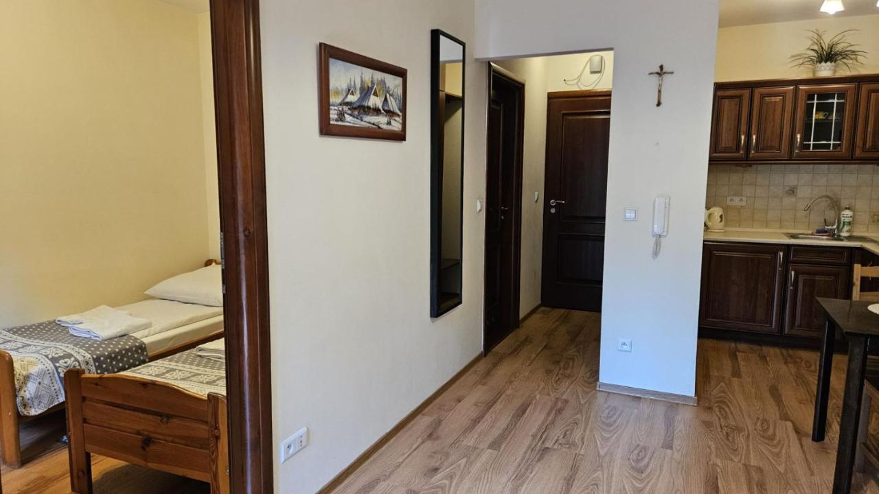 One-Bedroom Apartment with Balcony