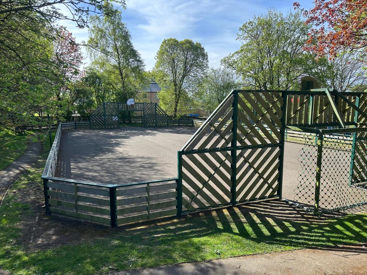 Old School House - Bed and Breakfast Eggleston