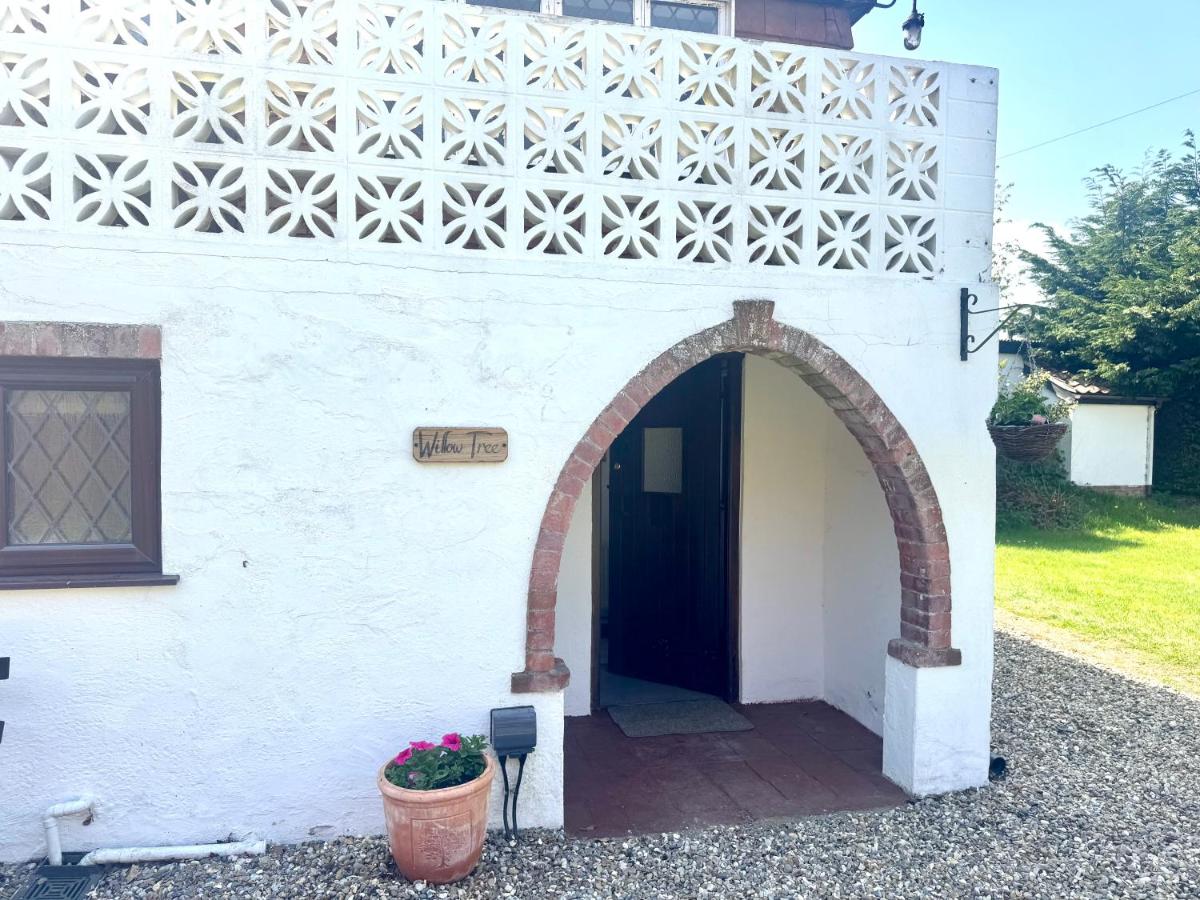 Traditional 2 bed Cottage close to the River Thurne - Chambres d’hôtes