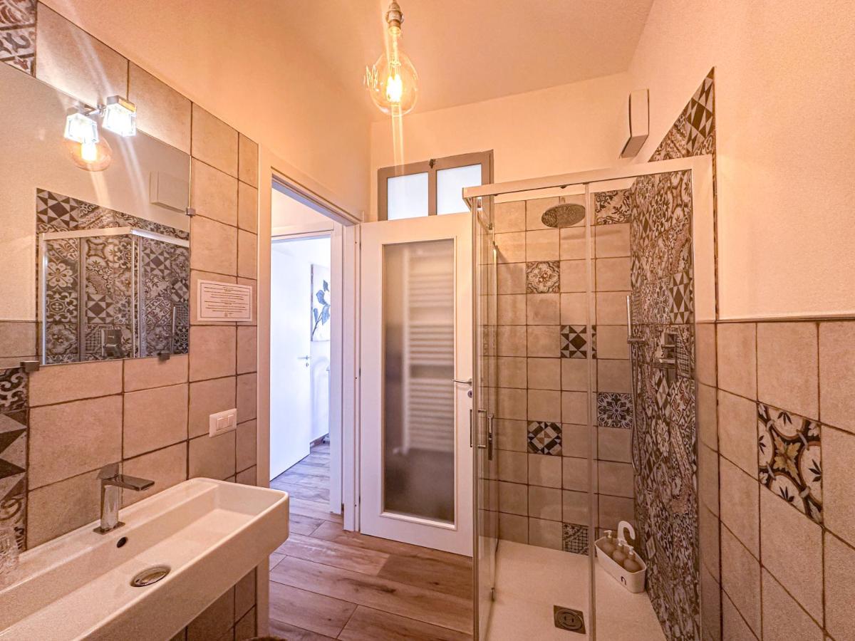 Familiensuite mit Balkon