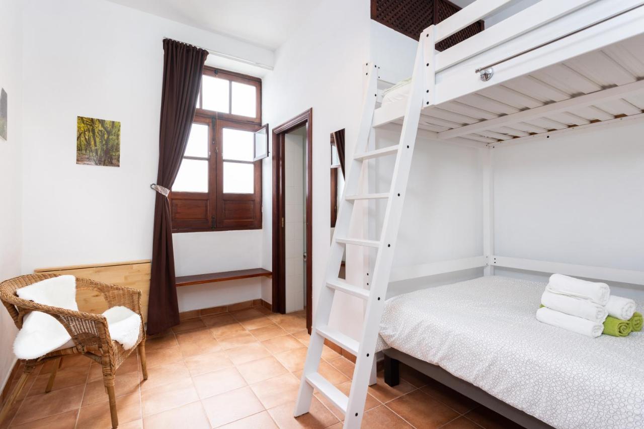 TenoHomes Calm En-Suite Room Buenavista - B&B