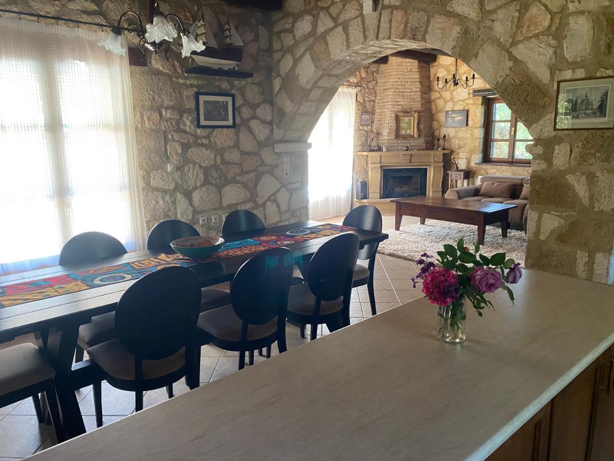 Kidóni Villas - Bed and Breakfast Gaïtánion