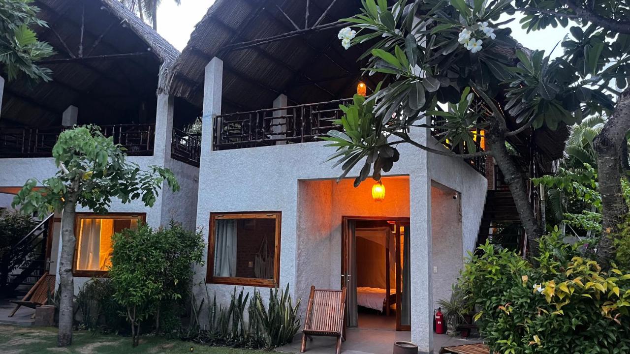 Lang Ca Voi The Whales Village Mui Ne - B&B