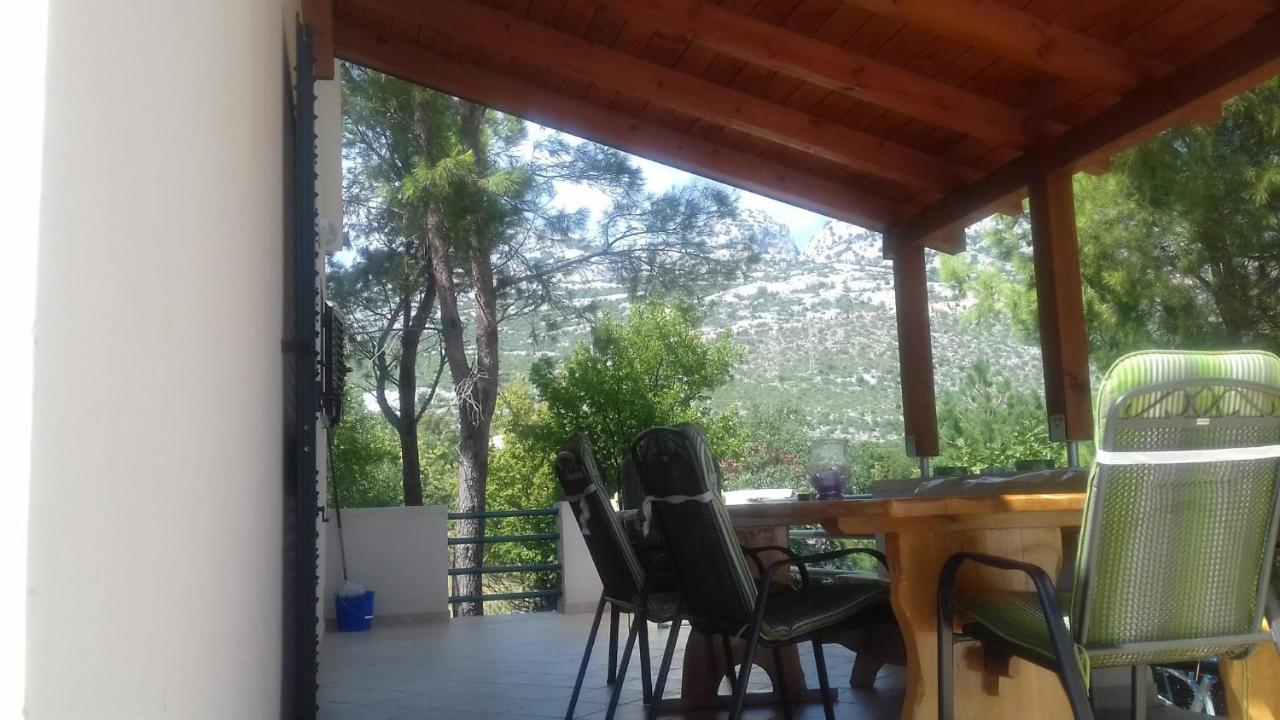 Kuća Mare, 130m od mora - B&B Seline