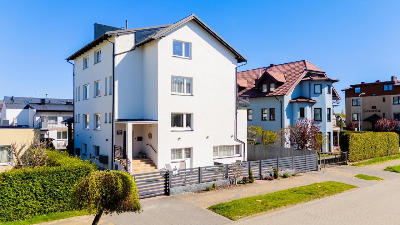 Willa Bliźniak - Pokoje i Apartamenty Bardzo Blisko Plaży - Chambres d’hôtes