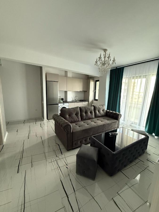 Cazare Apartament Mamaia Nord - B&B