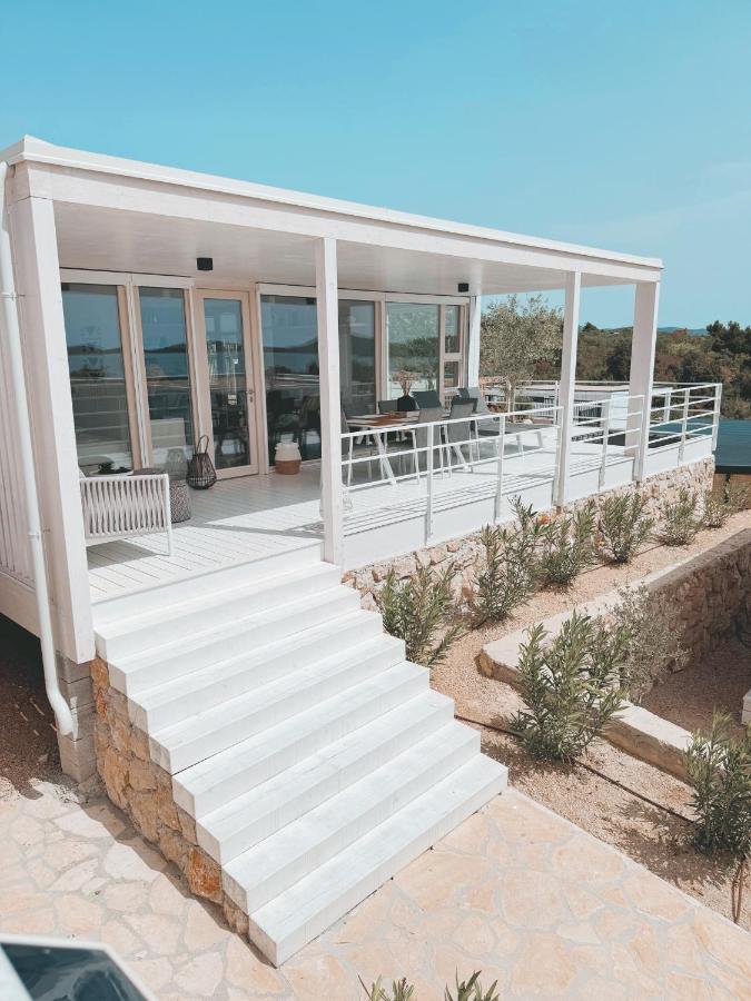 Vila Amara - Resort Vita - Bed and Breakfast Drage