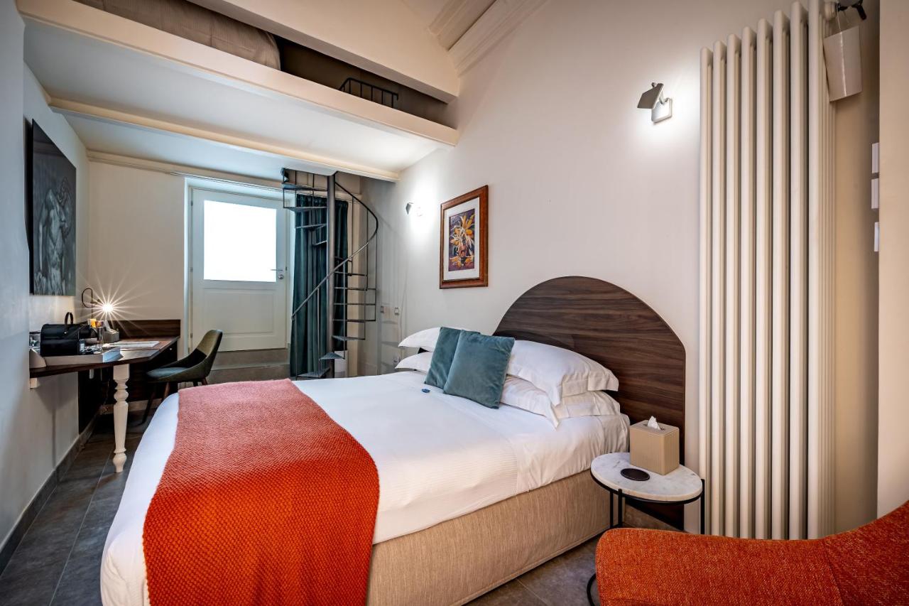 Tweepersoonskamer met 1 of 2 Bedden en Eigen Badkamer