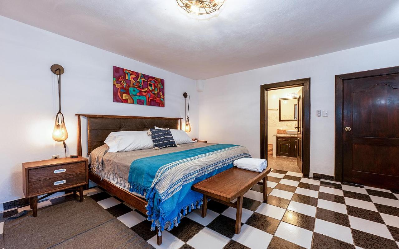 King Room with Pool View