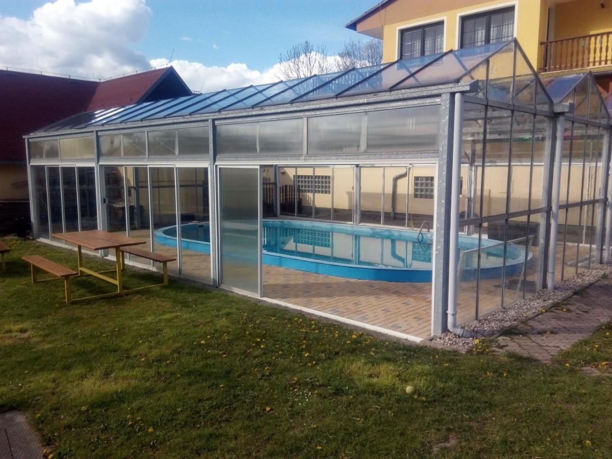 Pension Pastis