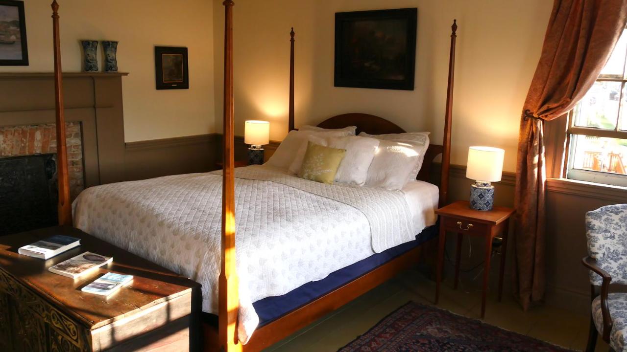 Chambre Lit Queen-Size – Vue sur Océan