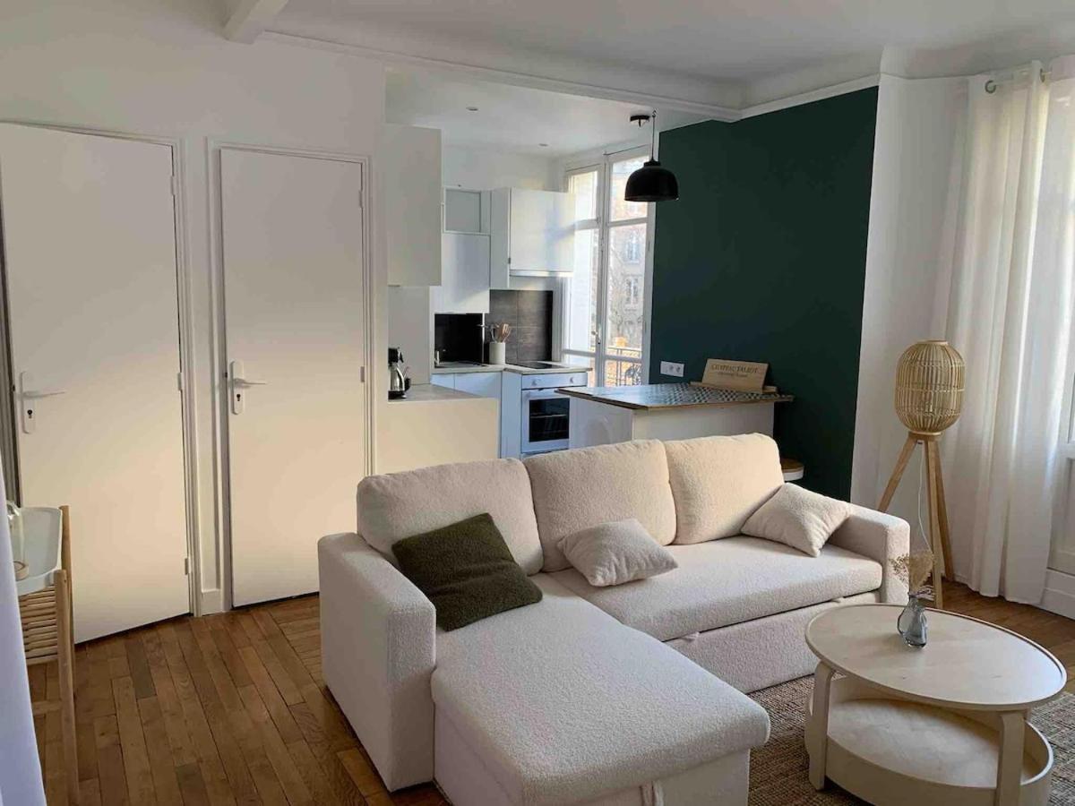 Cosy 2 pièces 1 Chambre , 1 séjour, et 1 coin bureau - Chambres d'hôtes Boulogne-Billancourt