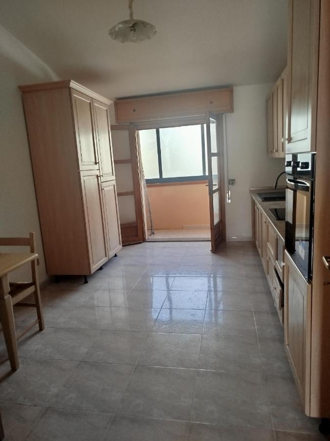 Big Apartment - Ferienwohnung Assemini