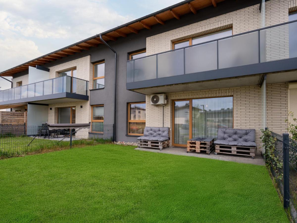 Gdańsk Apartment - Parking, Terrace & Garden - by Rentujemy - B&B
