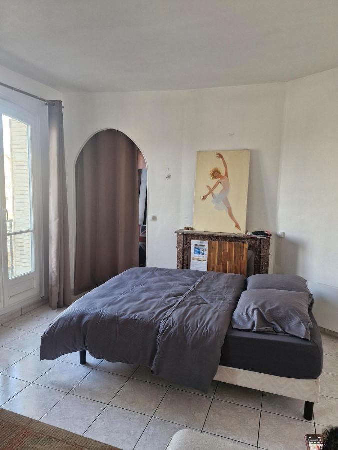 Apartment - 1min to train station - 13min to Paris - B&B Maisons-Laffitte