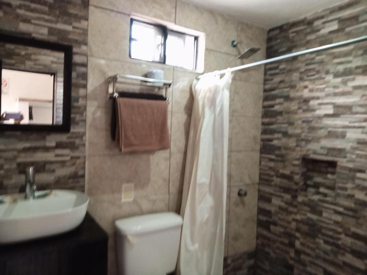 Camera Matrimoniale con Bagno Privato