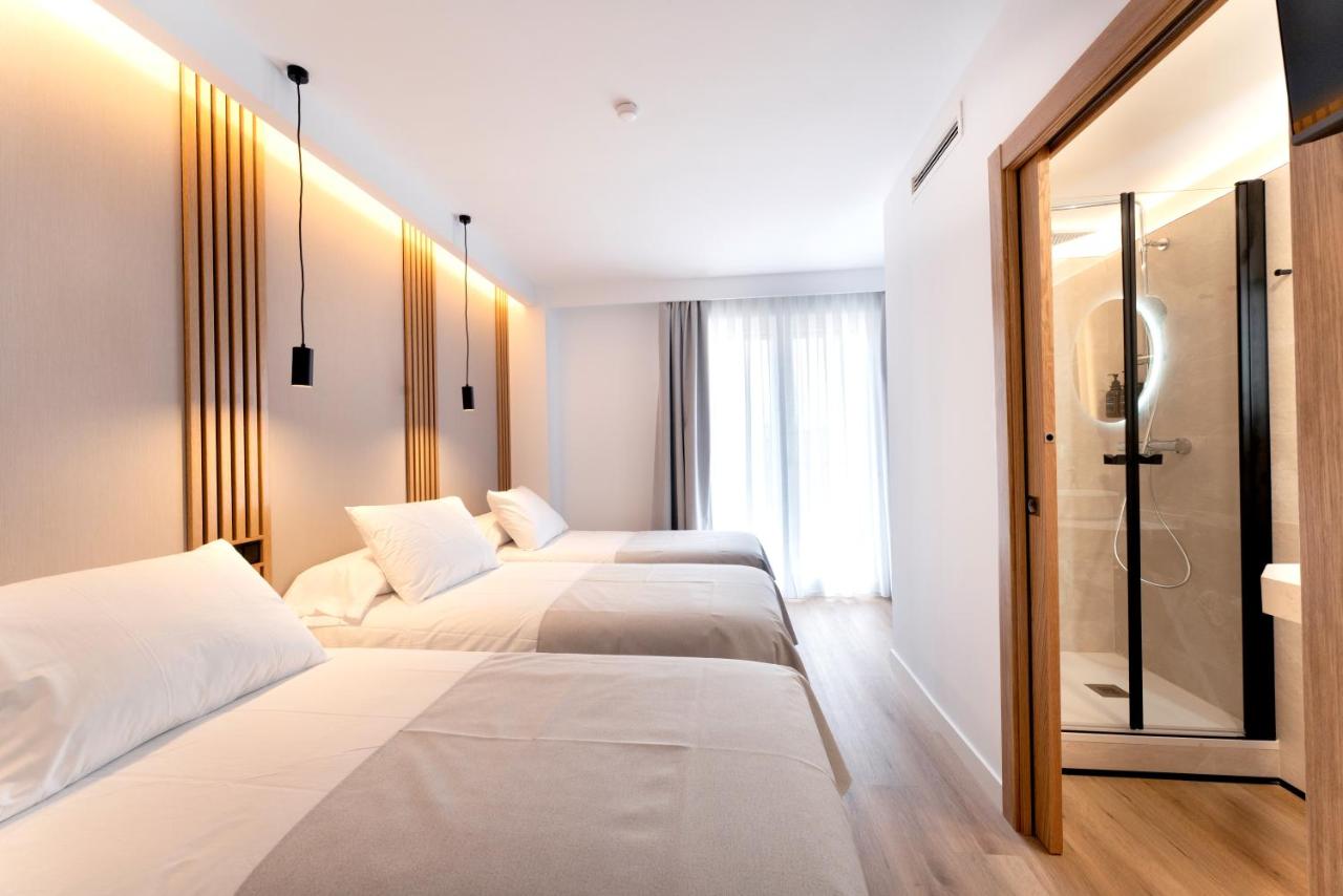 Habitación Triple con balcón