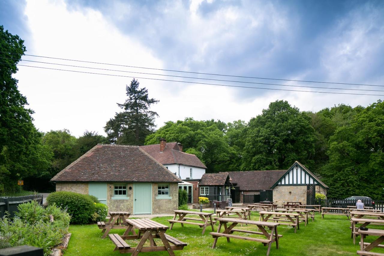 The Cowdray Arms - B&B