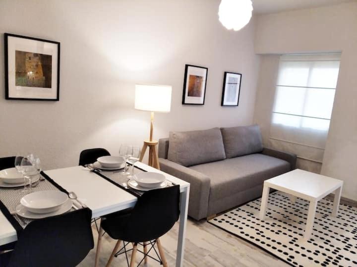 Tranquilo apartamento de dos dormitorios en pleno centro - Ferienwohnung