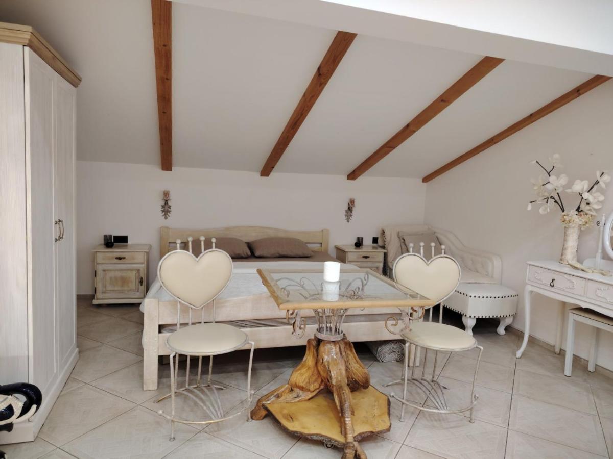 Apartman Teo - Ferienwohnung Požarevac