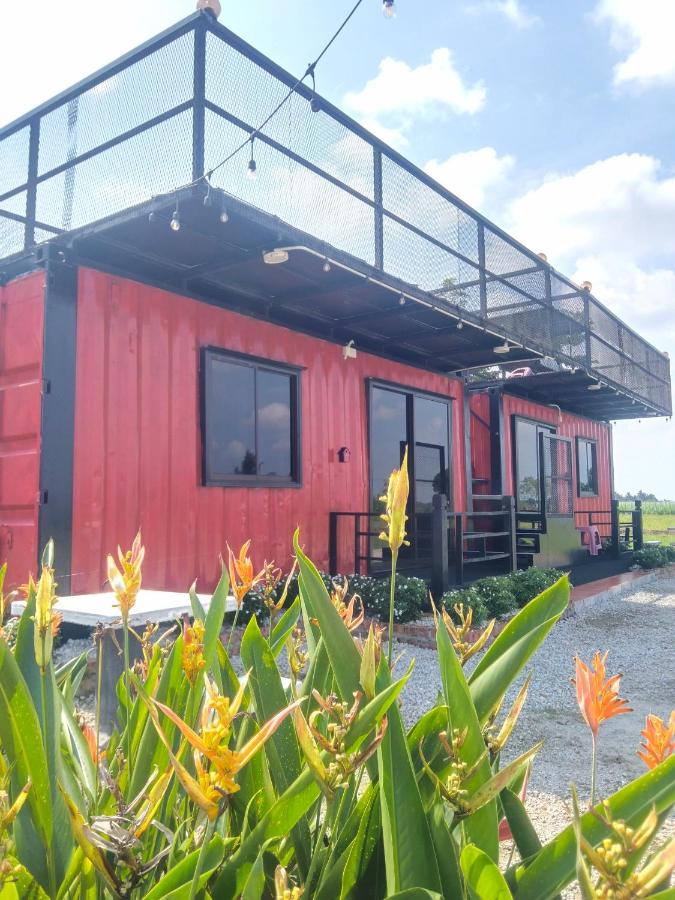 Casa Studio Roomstay Sekinchan - B&B