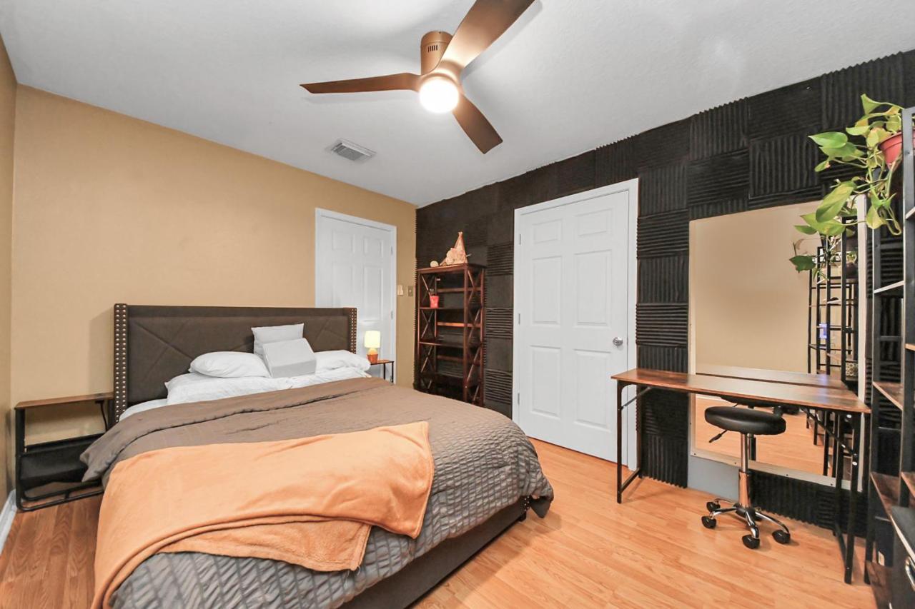Ground Floor Suite fast WiFi&TV - B&B