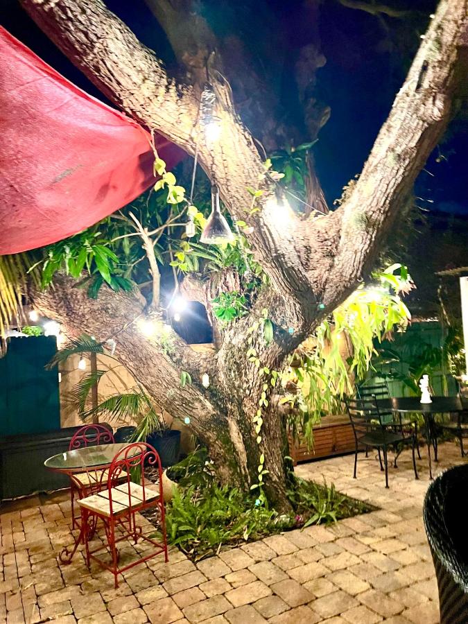The Artist's Cottage - B&B West Palm Beach