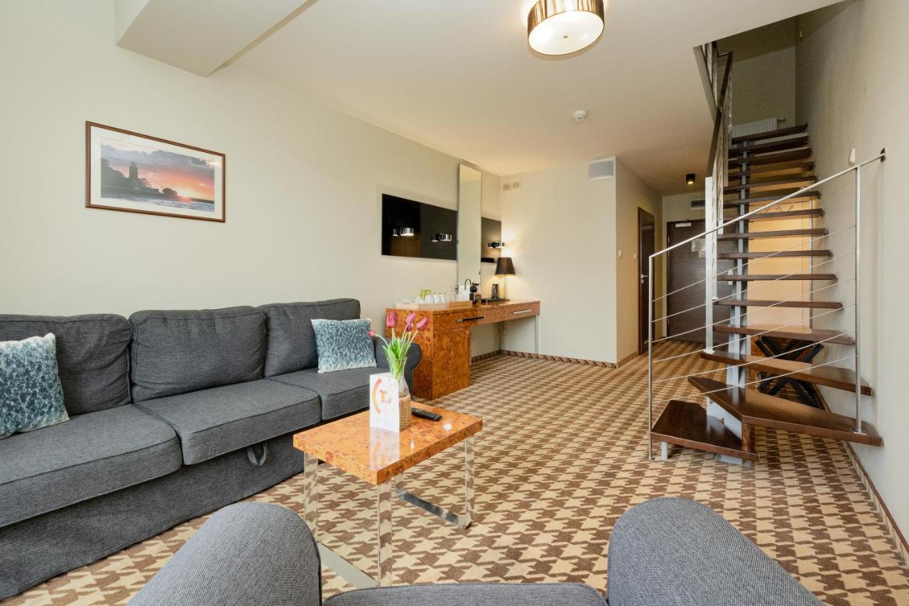 Jantar Apartamenty Deluxe Royal Tulip Sand Hotel - Bed and Breakfast Kołobrzeg