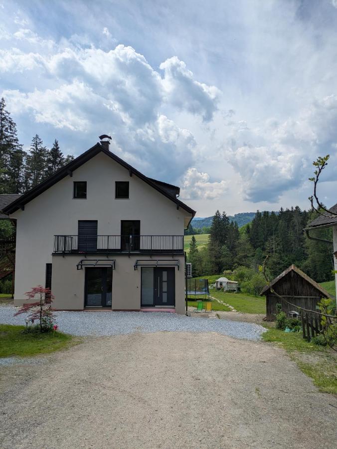 Fuchsbauerhof - Ferienwohnung - B&B