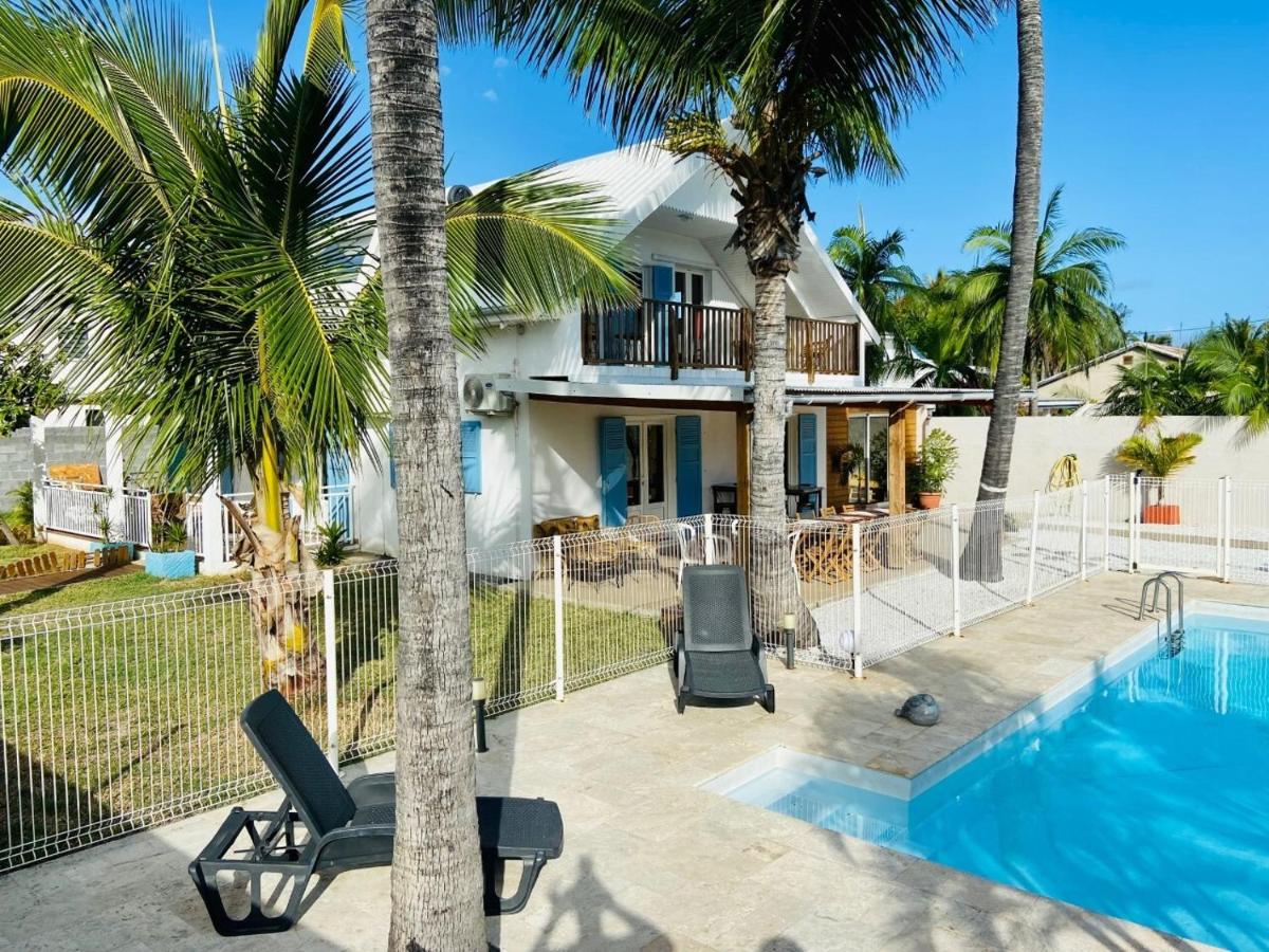 LE NID TROPICAL, Piscine chauffée - B&B L'Étang-Salé les Bains